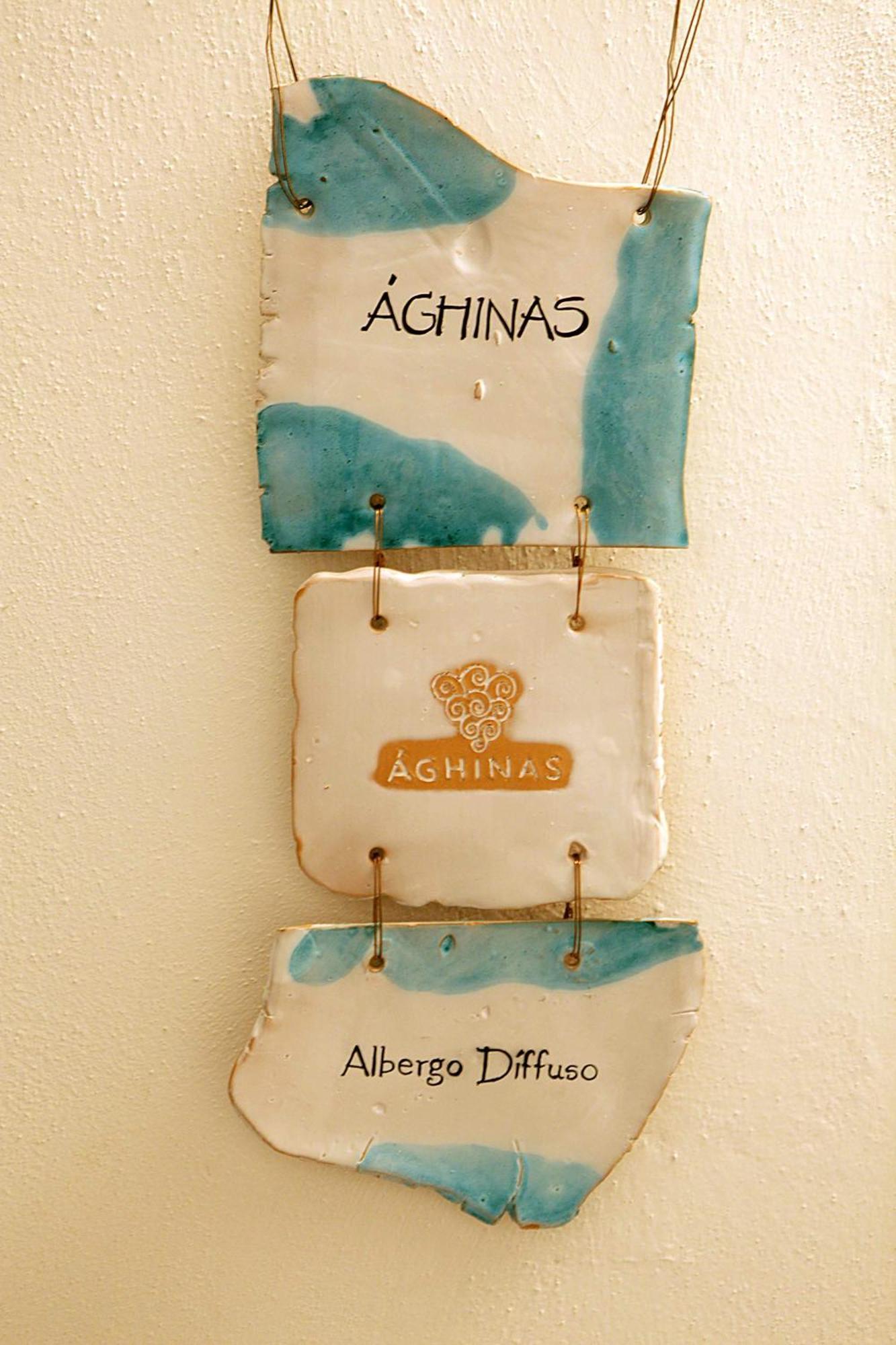 Hotel Aghinas Bosa Exteriér fotografie